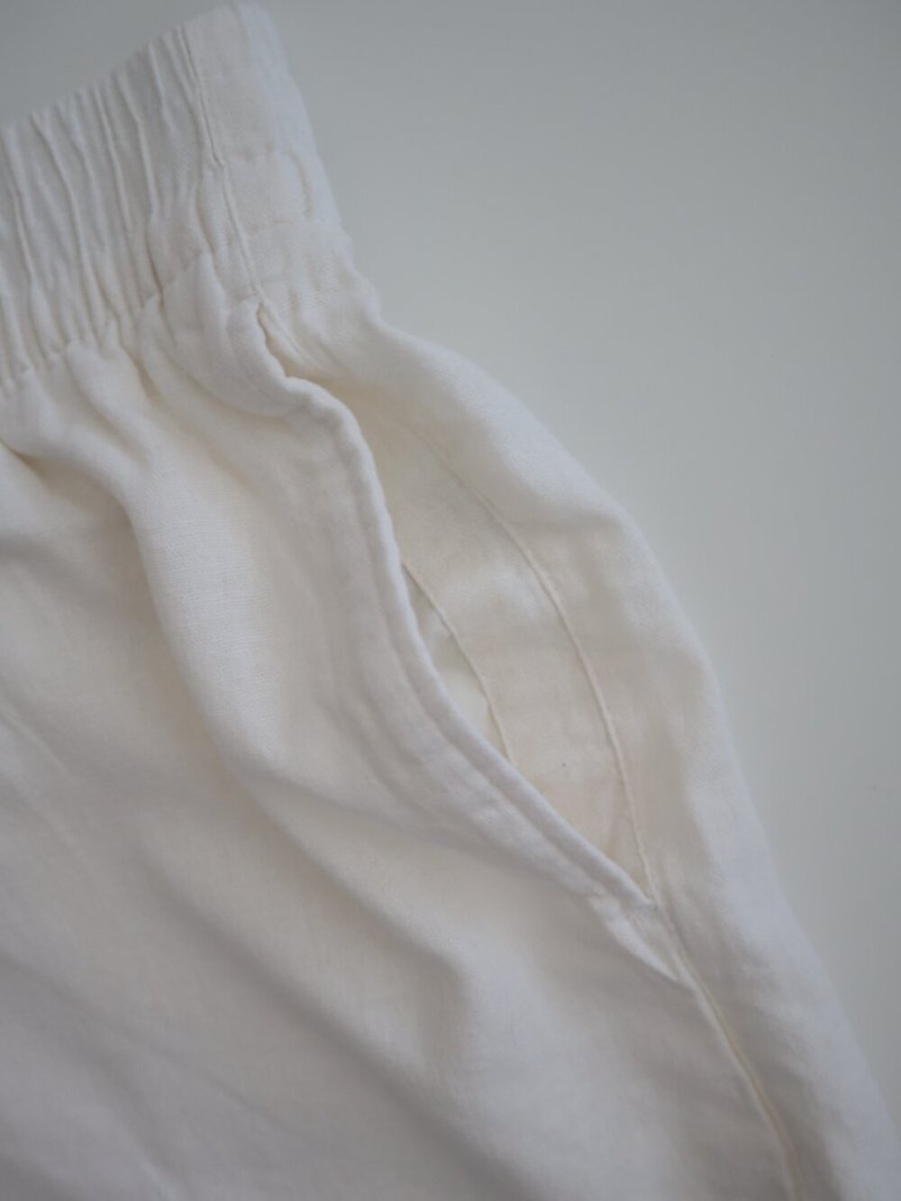 Old Navy White Linen Blend Shorts | L - Picture 5 of 6